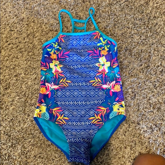 Girls bathing suit - Picture 1 of 2